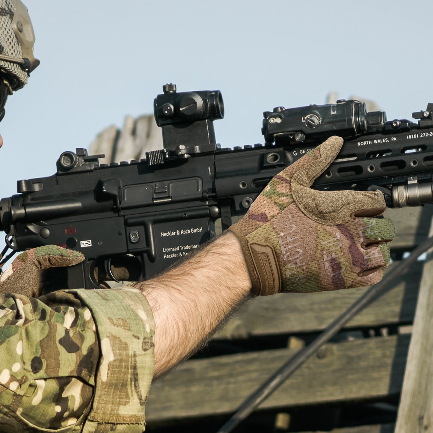 Tactical Full Finger Gloves - Touch Screen Compatible for Cycling, Hunting & Outdoor Sports